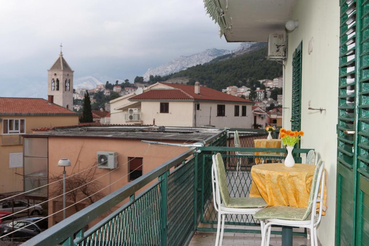 Apartmani Darinka Baška Voda エクステリア 写真